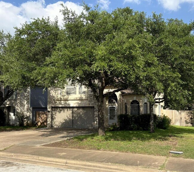 Building Photo - 14707 Single Trce