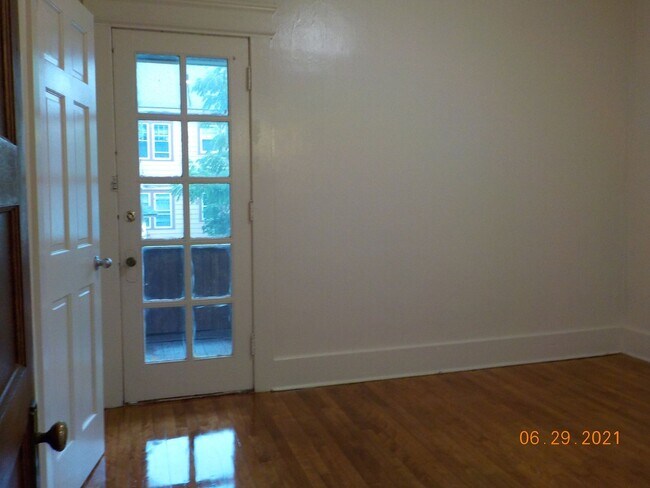 Building Photo - 969-971 Lancaster Ave