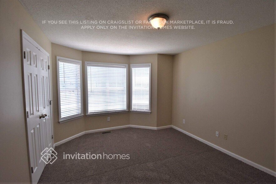 Building Photo - 2205 Telluride Dr