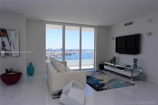 Building Photo - 50 Biscayne Blvd