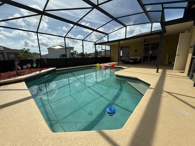Building Photo - 2526 Jasmine Trace Dr