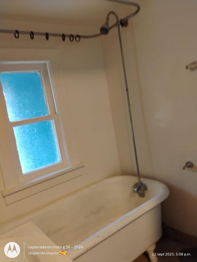 Building Photo - 419 N Princeton Ave