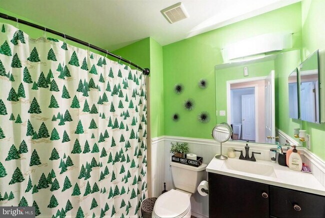 Building Photo - 1012 Foxmeadow Dr