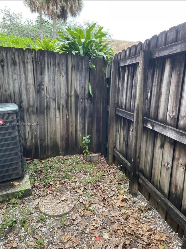 Building Photo - 845 NW 46th Ave