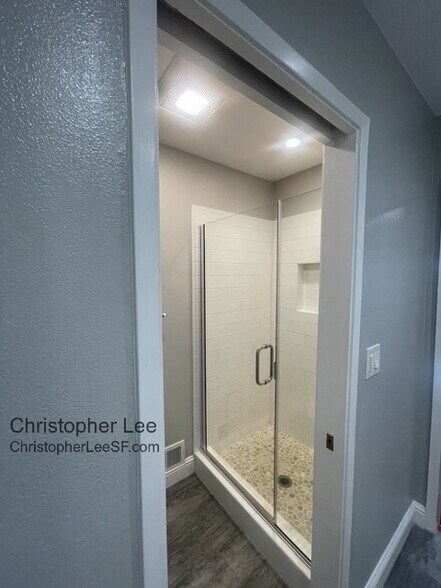 Building Photo - 3039 St James Rd