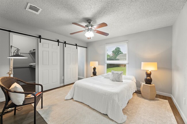 Building Photo - 1123 Rock Canyon Dr