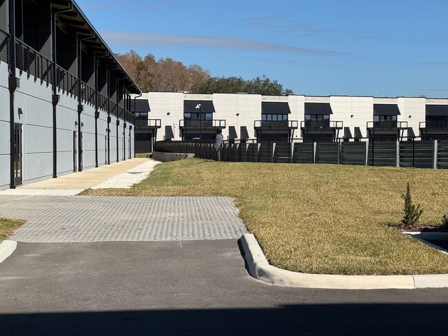 Building Photo - 6500 Motor Enclave Wy