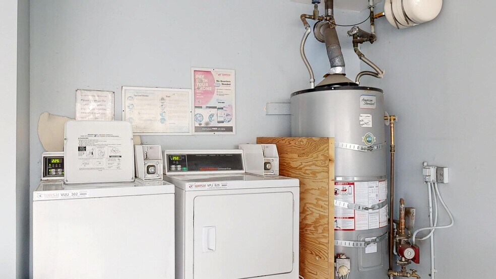 Building Photo - 590 Ralston Ave