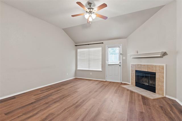 Building Photo - 3725 Beatriz Dr
