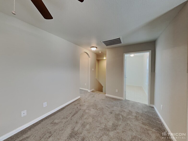 Building Photo - 6016 Amber Cliff Ln