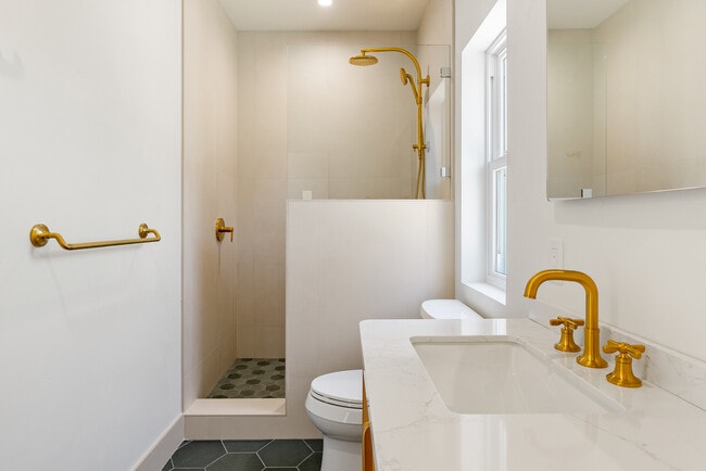 Building Photo - 325 Cerro Romauldo Ave