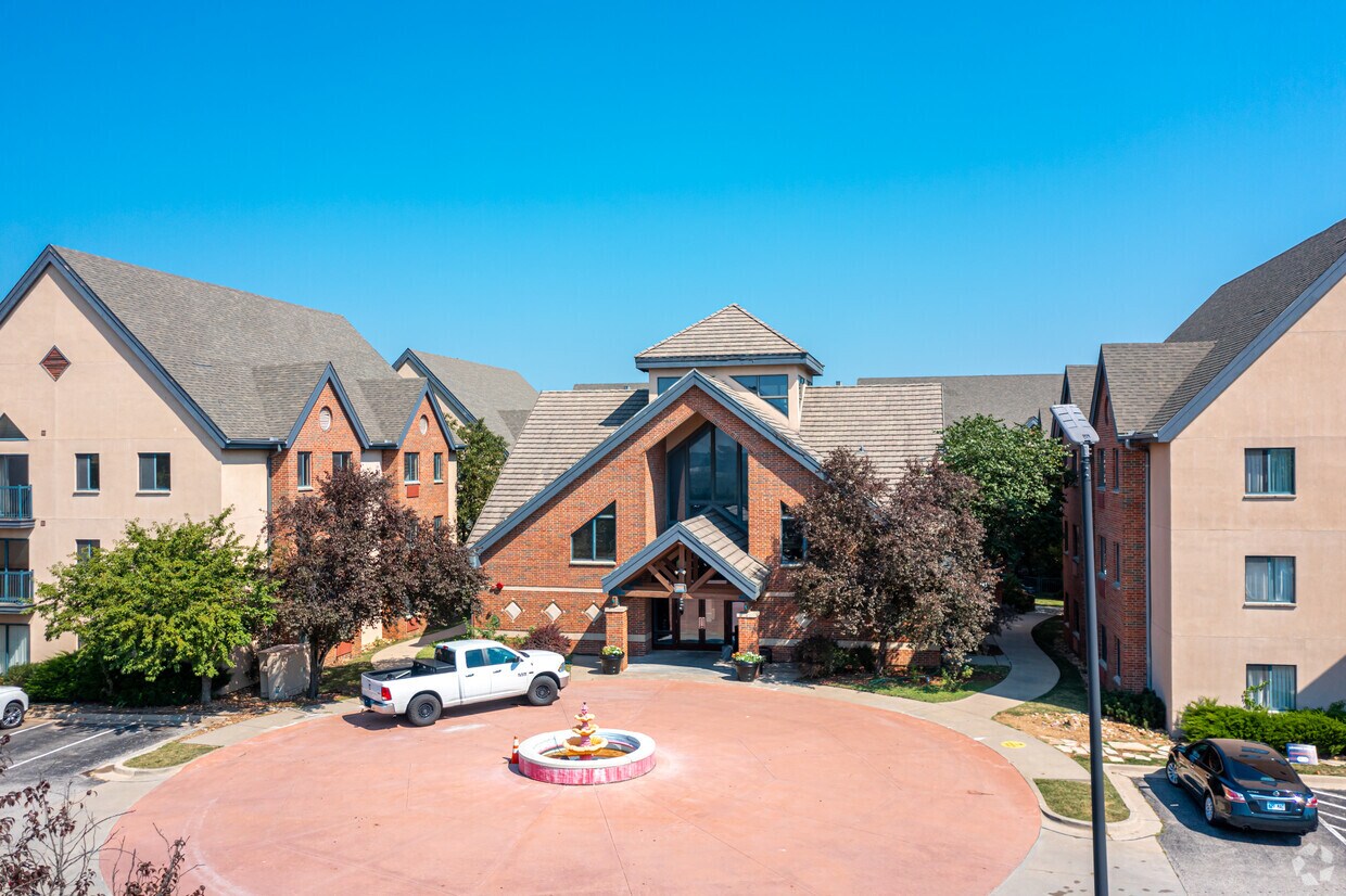 Avia Apartments At College Blvd Overland Park Ks Apartment Finder