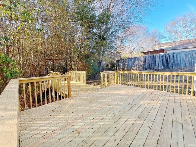 Building Photo - 2896 Landington Way NW