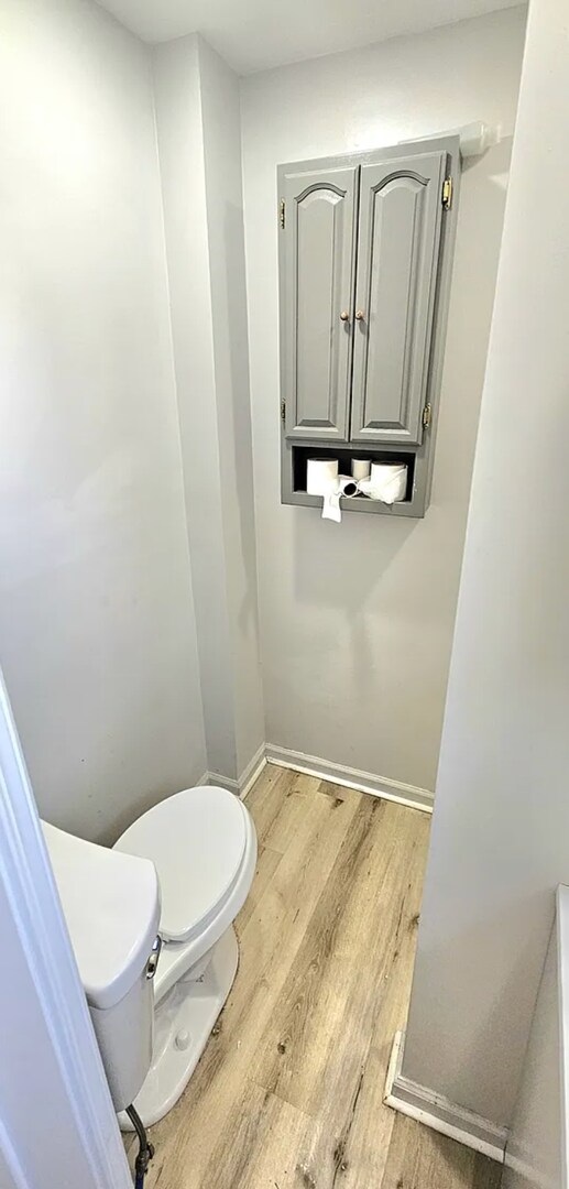 Building Photo - Spacious 4-Bedroom Home with 3-Car Garage, Deck & More!!