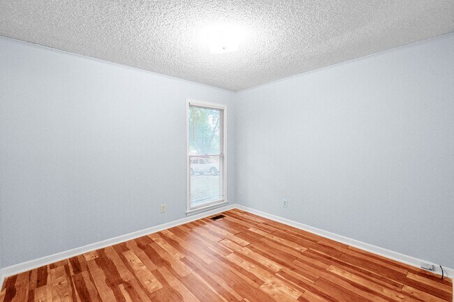 Building Photo - Lovely home in Charlotte