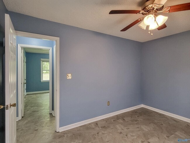 Building Photo - 308 Red Oak Rd