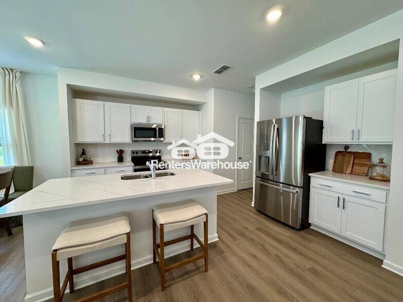 Building Photo - 5407 Allegro Ln
