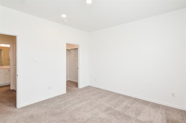 Building Photo - 8905 Stablehand Mews