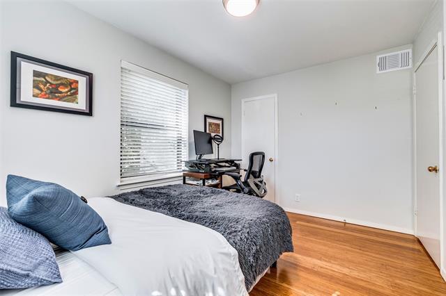 Building Photo - 4924 Lahoma St