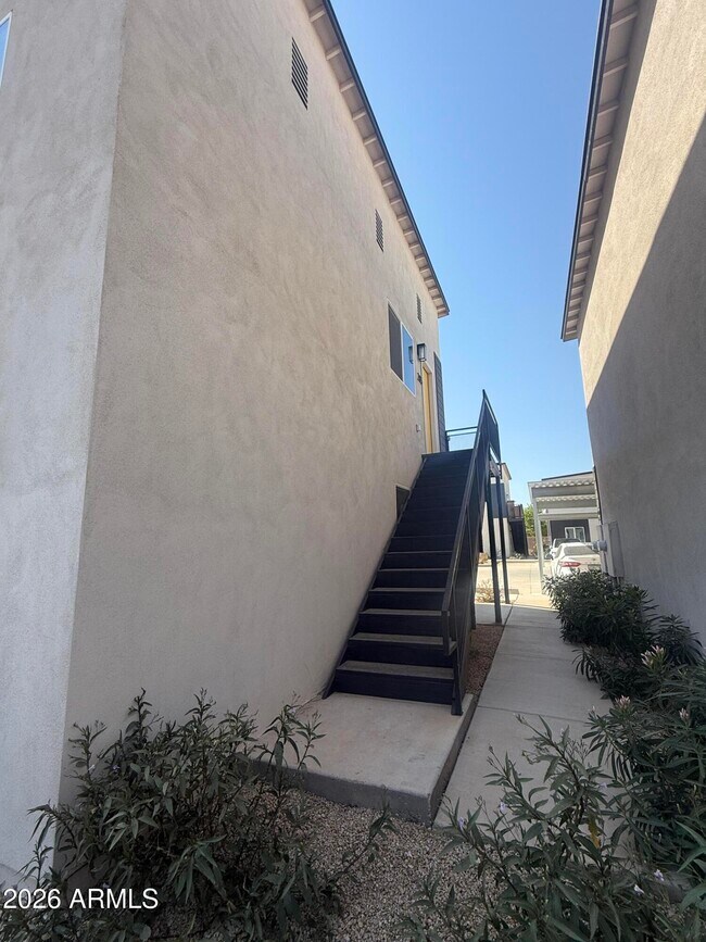 Building Photo - 4037 S 12th St