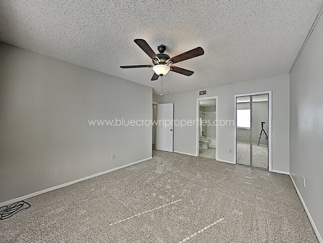 Building Photo - 4202 Glenlawn Ct