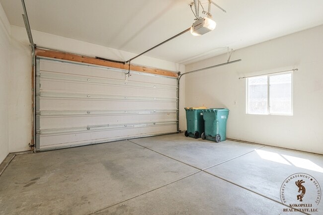 Building Photo - 601 Silver Plume Dr