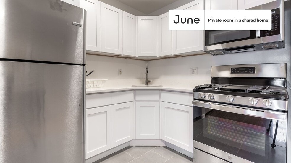 Building Photo - Room in Shared 4 bed/2 bath home in Flatbush