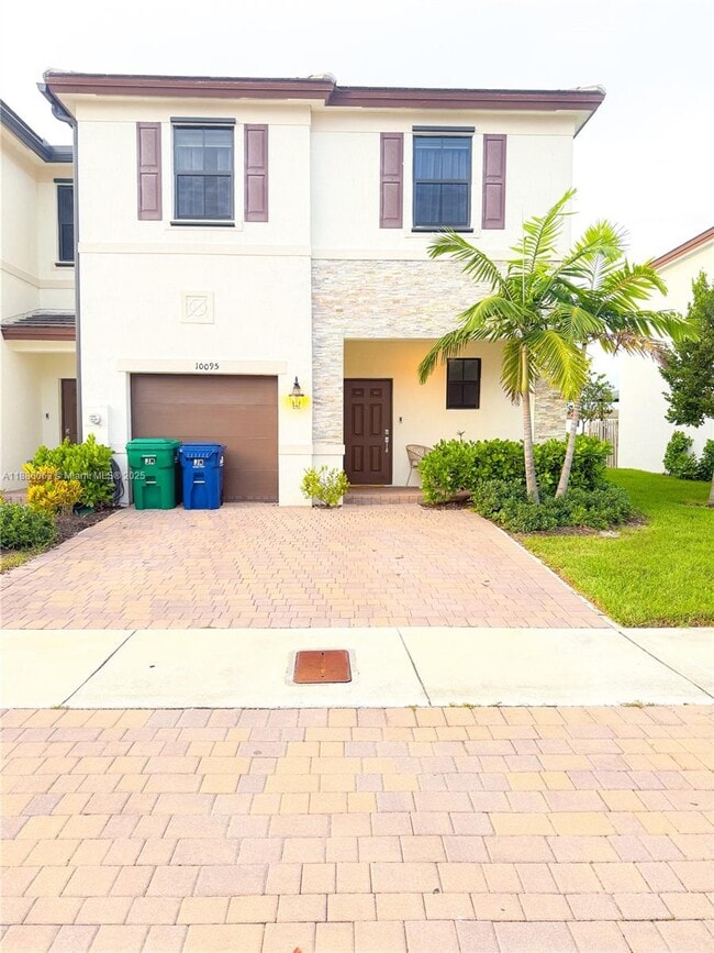 Building Photo - 10095 SW 231st Ln