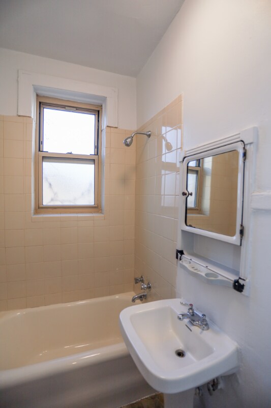 Building Photo - 5728 S Blackstone Ave