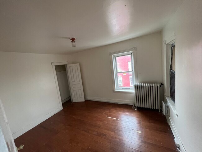 Building Photo - 151 W Buttonwood St