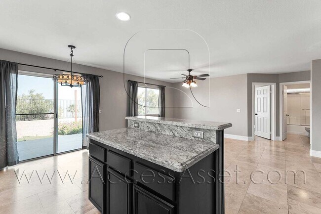 Building Photo - Large 4 Bed/3 Bath Home with an Incredible View!