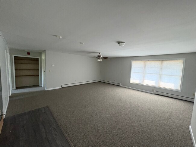 Building Photo - 89 Kinney Dr