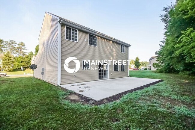 Building Photo - 4 Bedroom Pet-Friendly Home in Whitsett, NC with Main Street Renewal