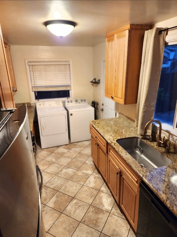 Building Photo - 3 Simmons Ct