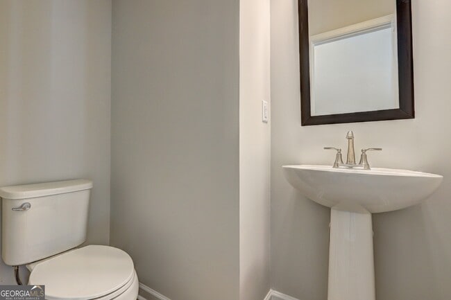 Building Photo - 479 Payne Dr