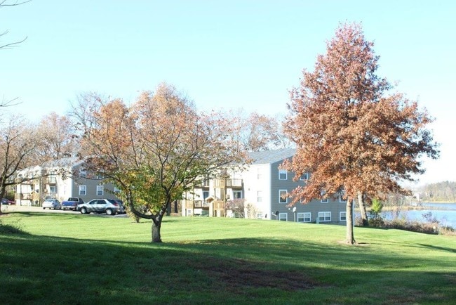 Building Photo - Arbor Terrace and Richland Country Apartments
