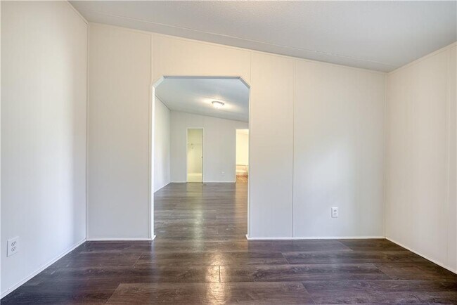 Building Photo - 2178 GA-323
