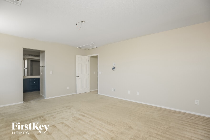 Building Photo - 9955 Sea Fog Ct