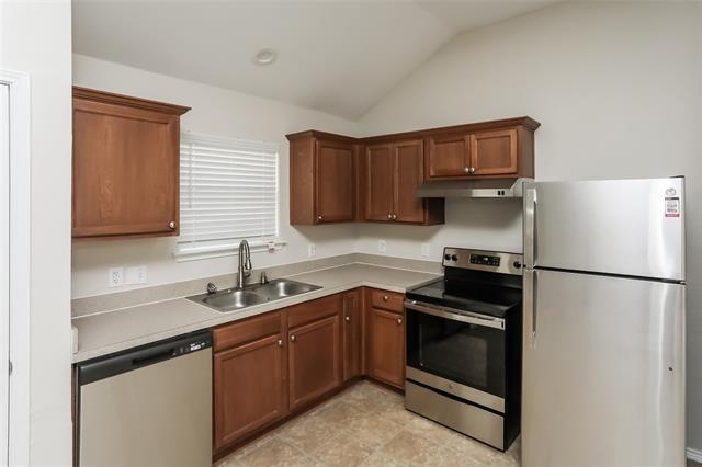 Building Photo - 9804 Crocker Dr