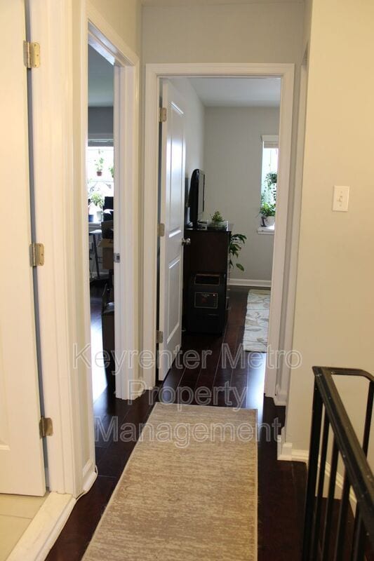 Building Photo - 708 Kaplan Ct