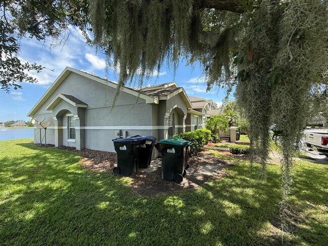 Building Photo - 13531 Summerton Dr