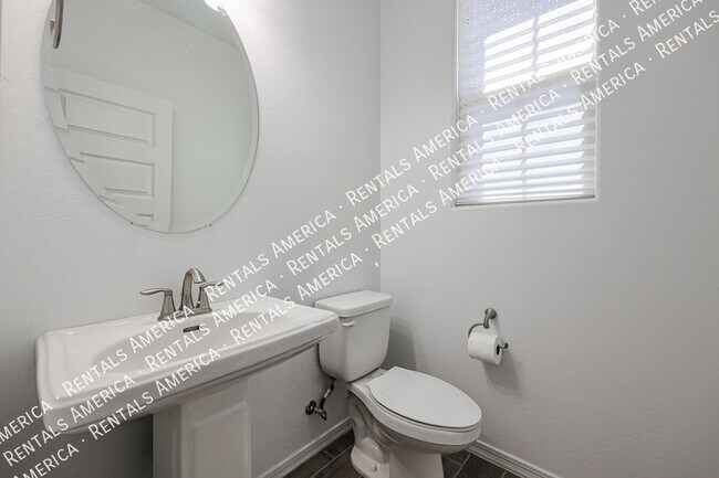 Building Photo - 14243 W Hackamore Dr.