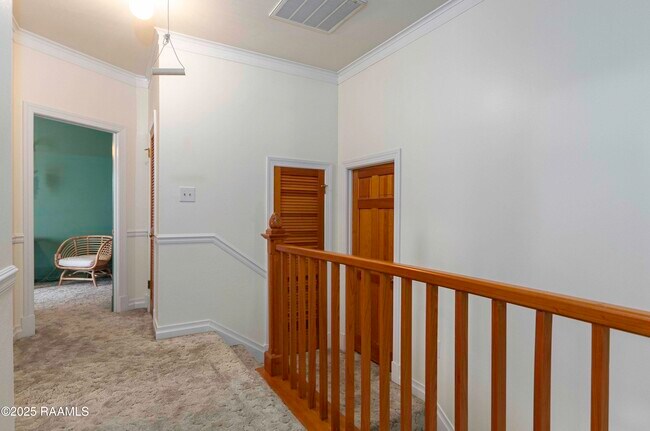 Building Photo - 211 Ursuline St