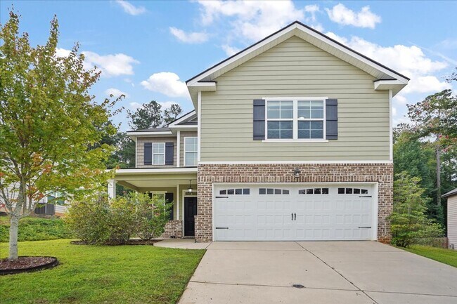 Building Photo - 4 Bedroom, 2.5 Bathroom home in Grovetown with fenced yard and 2-car garage