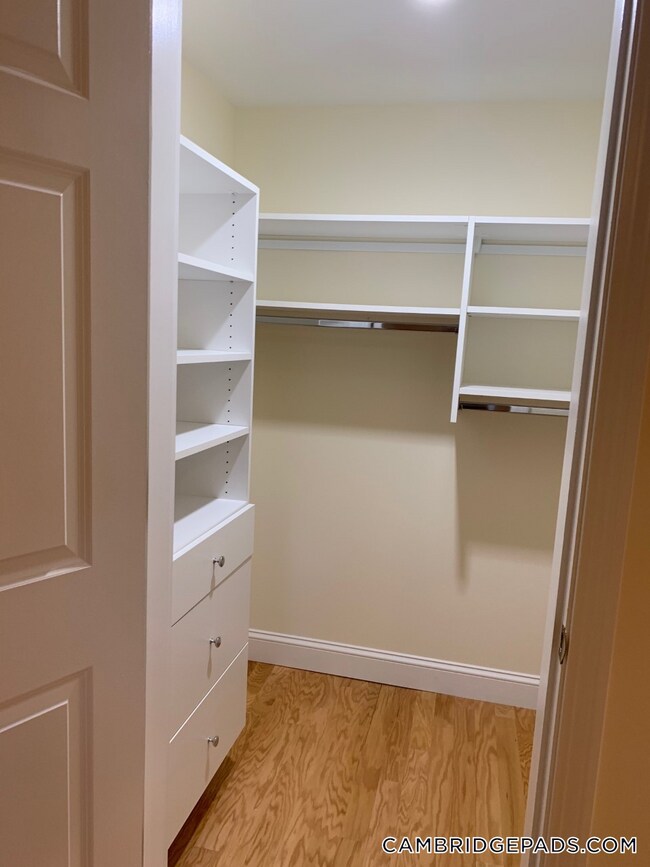 Building Photo - 22 Chauncy St