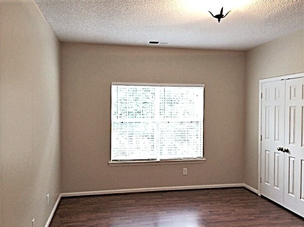 Building Photo - 2628 Clarencefield Dr