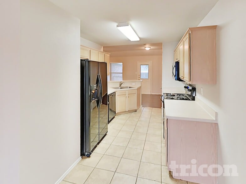 Building Photo - 1832 McNeely St