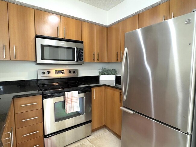 Building Photo - 1000 Crystal Way