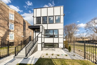 Building Photo - 6639 S Langley Ave