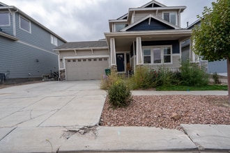 Building Photo - 1606 Grand Overlook St